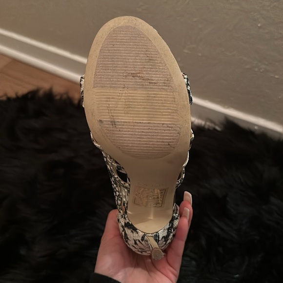 Aldo’s size 6.5 heels - Picture 3 of 3